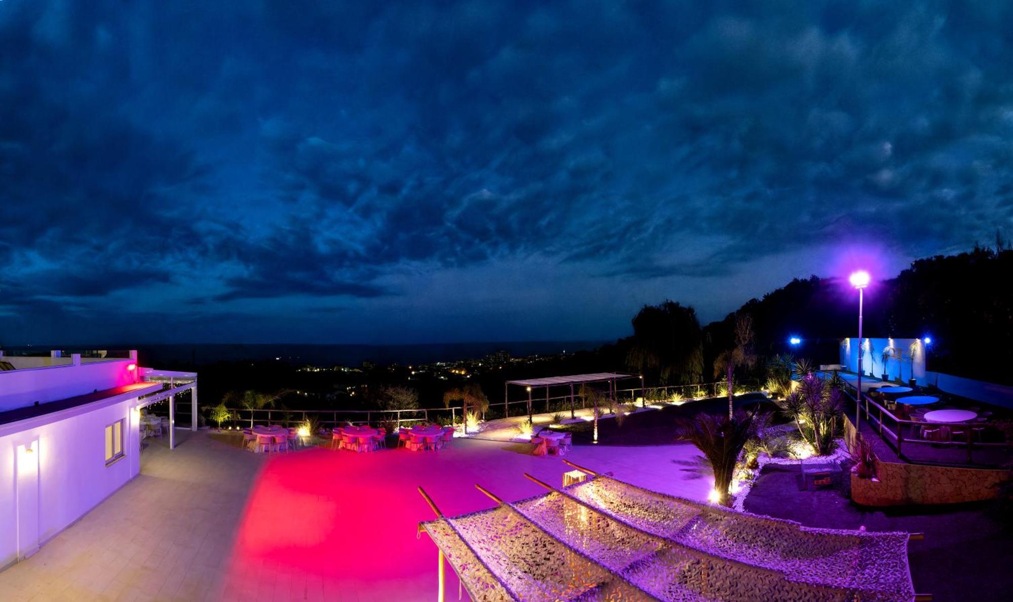 Bed and Breakfast Terrazza sul Mare Roseto Degli Abruzzi Esterno foto