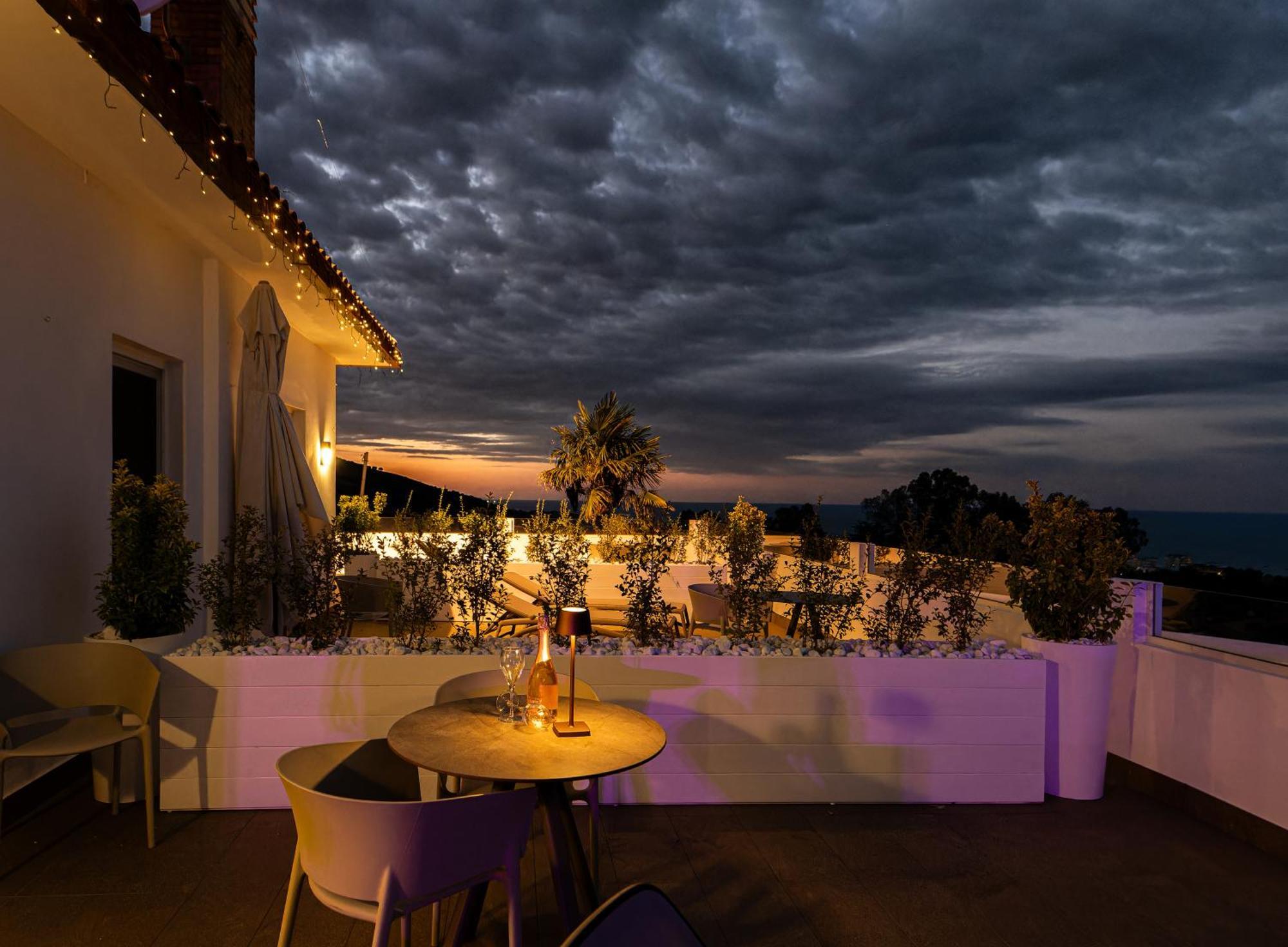Bed and Breakfast Terrazza sul Mare Roseto Degli Abruzzi Esterno foto