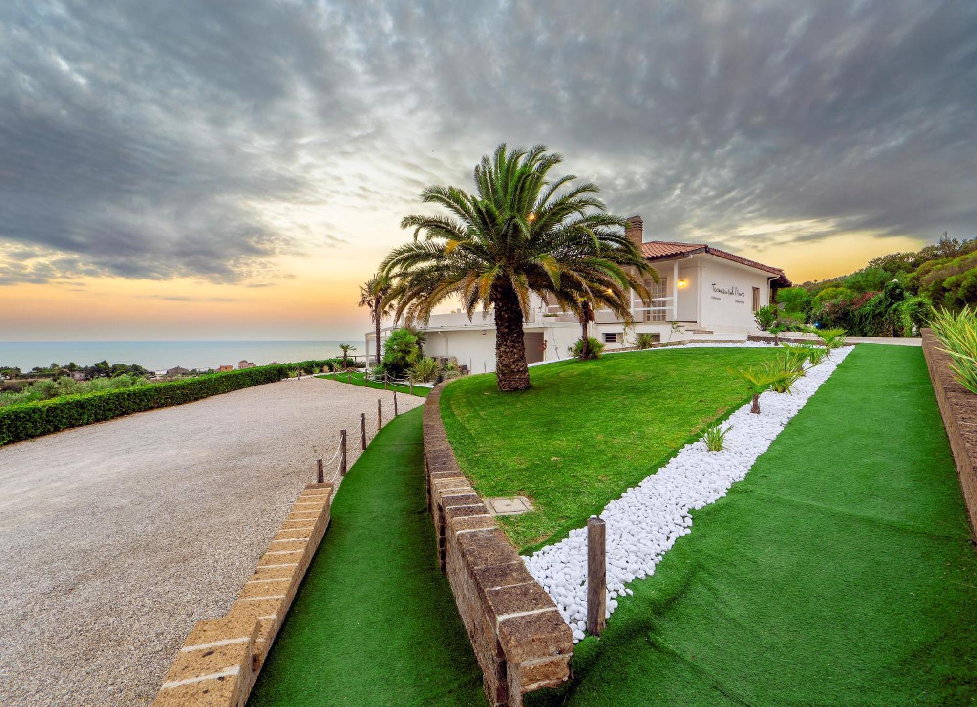 Bed and Breakfast Terrazza sul Mare Roseto Degli Abruzzi Esterno foto