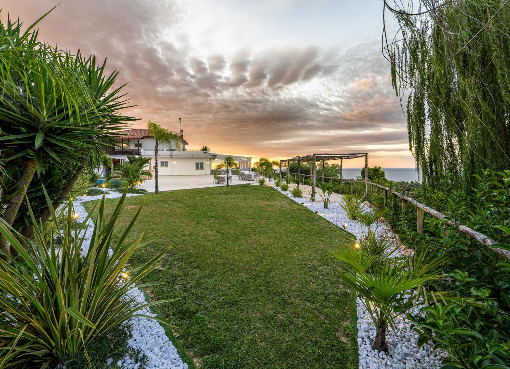 Bed and Breakfast Terrazza sul Mare Roseto Degli Abruzzi Esterno foto